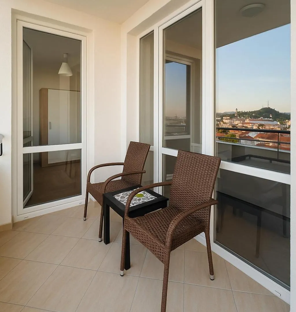 South Panoramic Apartment In The Art District Of Kapana Plowdiw Bulgarien